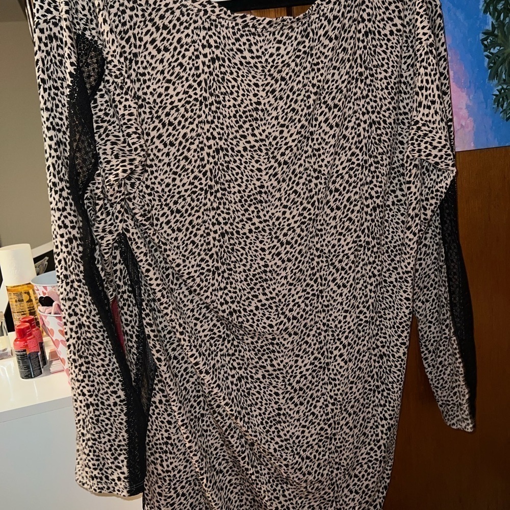 Victoria Secret Cheetah size medium night gown - Picture 4 of 4